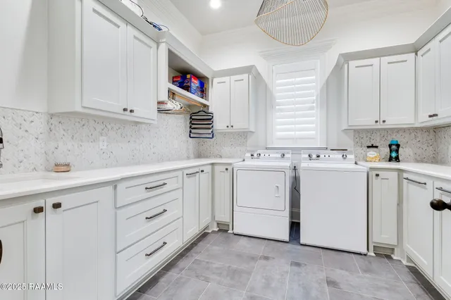 $5,800 | 105 Trailing Oaks Drive, Youngsville, LA 70592