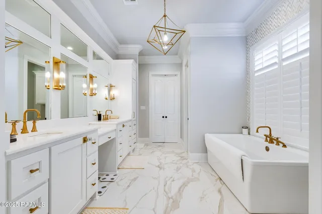 $5,800 | 105 Trailing Oaks Drive, Youngsville, LA 70592