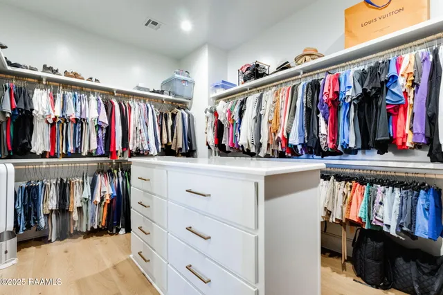 $5,800 | 105 Trailing Oaks Drive, Youngsville, LA 70592