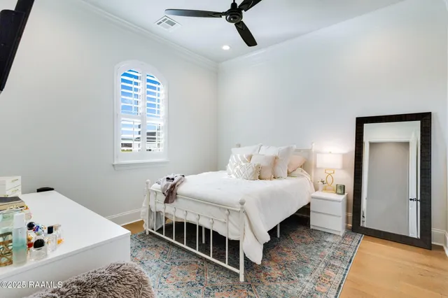 $5,800 | 105 Trailing Oaks Drive, Youngsville, LA 70592