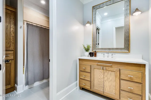 $5,800 | 105 Trailing Oaks Drive, Youngsville, LA 70592