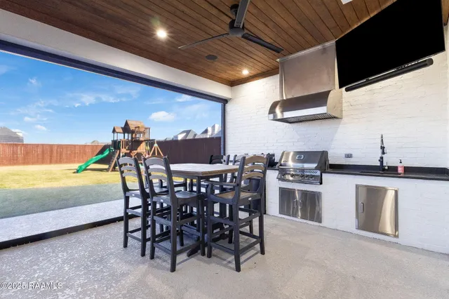 $5,800 | 105 Trailing Oaks Drive, Youngsville, LA 70592