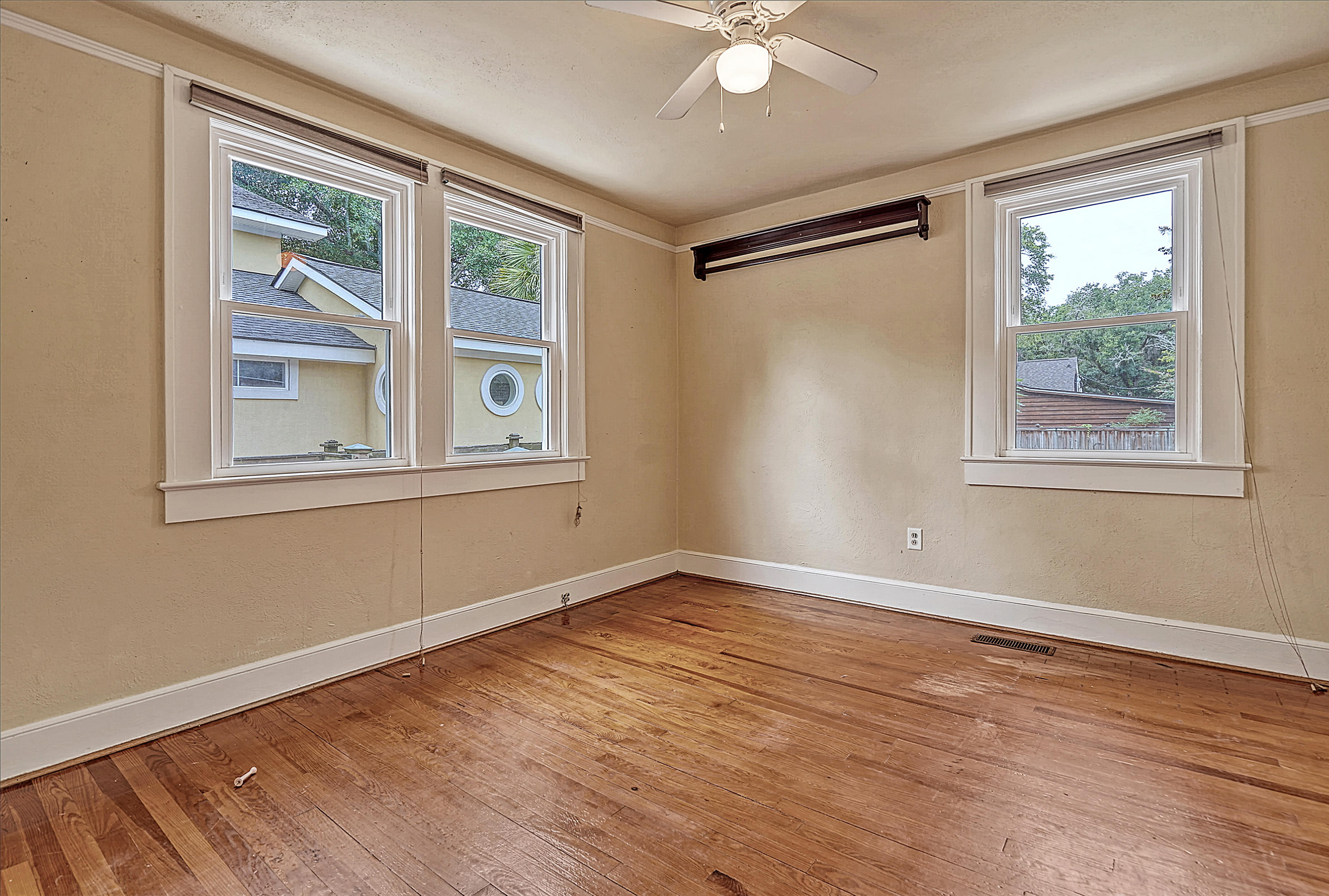 2162 Medway Road Charleston, SC 29412 - Photo 11 of 16 CREM_2162 Medway_017