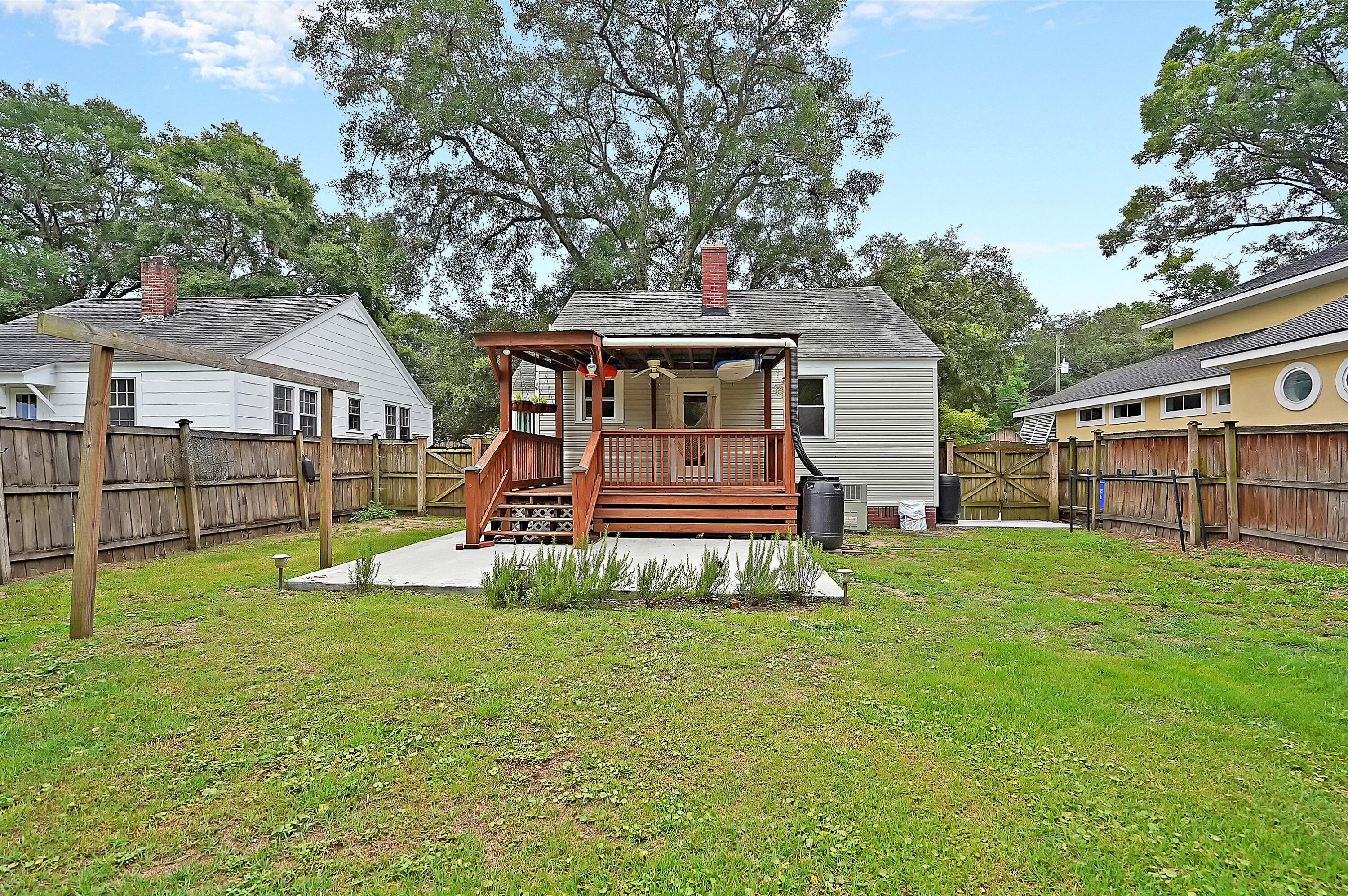 2162 Medway Road Charleston, SC 29412 - Photo 15 of 16 CREM_2162 Medway_010