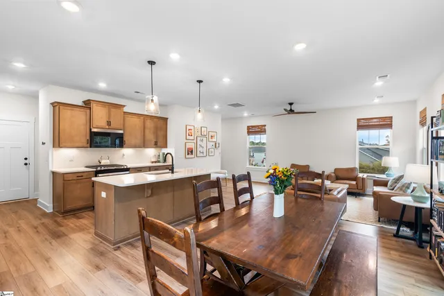 $314,900 | 952 Diane Lane, Moore, SC 29369