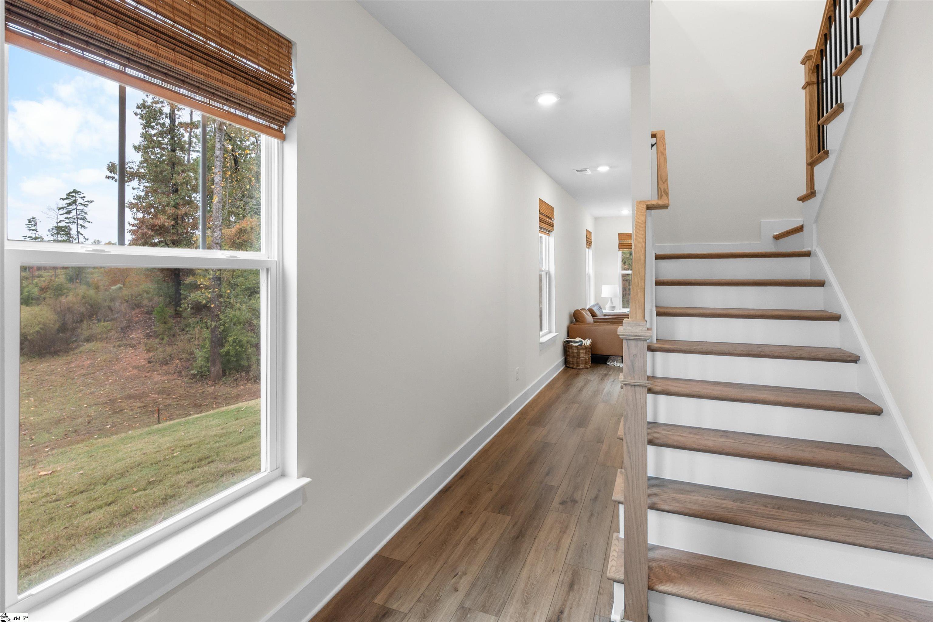 952 Diane Lane Moore, SC 29369 - Photo 8 of 34