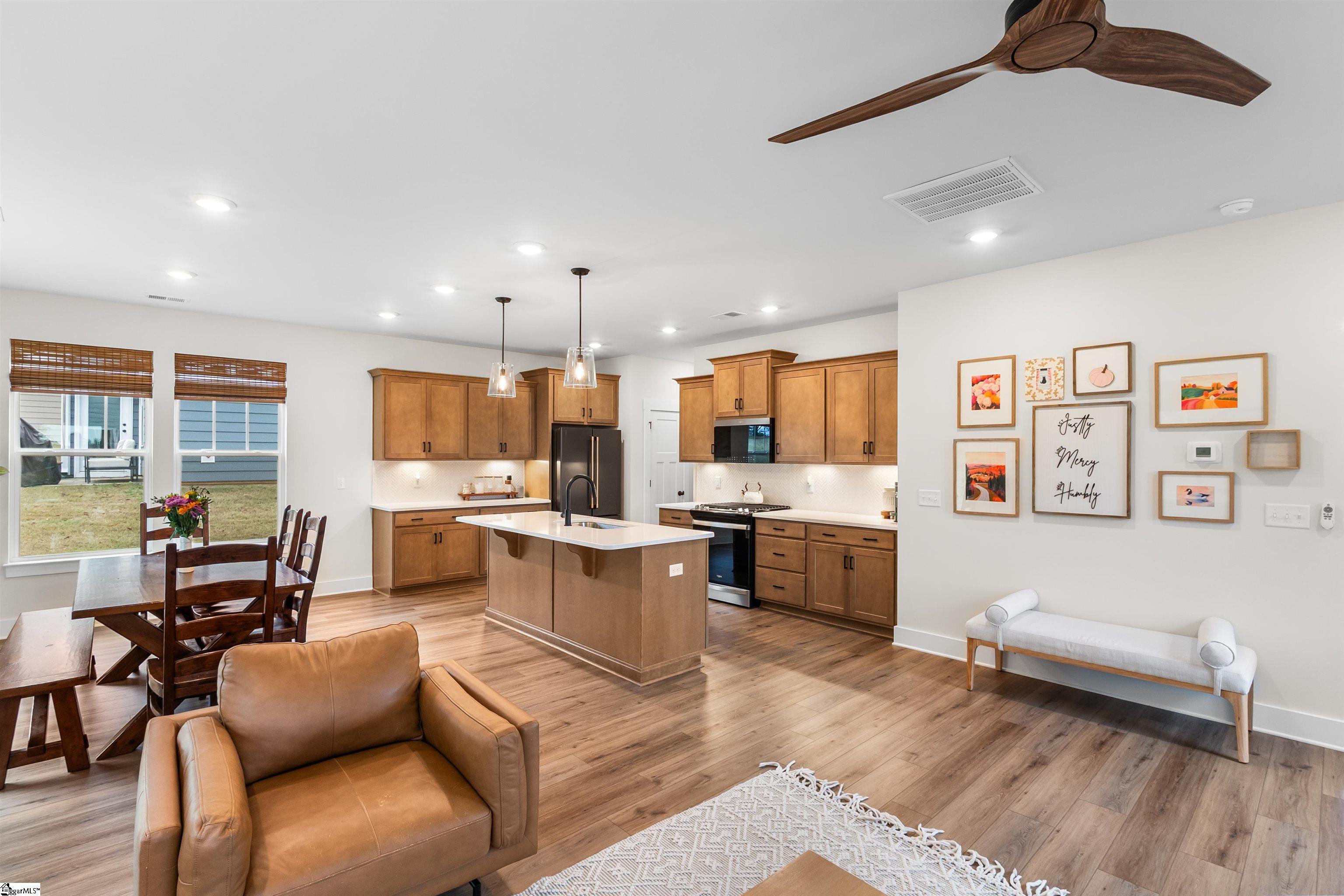 952 Diane Lane Moore, SC 29369 - Photo 10 of 34