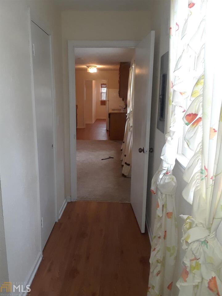 995 Green Street Southeast, Unit C Conyers, GA 30012 - Photo 16 of 29 a view of a bathroom