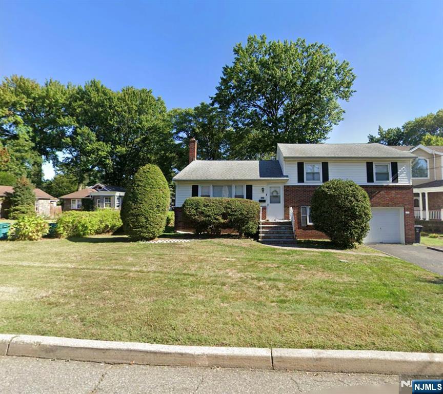 55 Fairmount Place Paramus, NJ 07652 - Photo 1 of 1