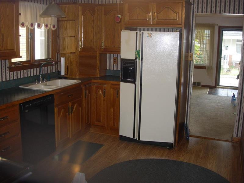 3315 7th Avenue Beaver Falls, PA 15010 - Photo 6 of 12