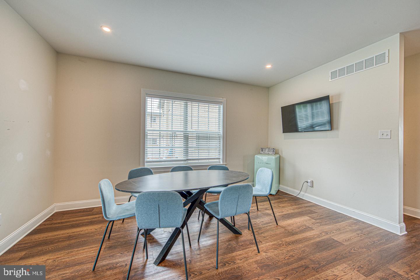 2 Harvey Road Wallingford, PA 19086 - Photo 11 of 38