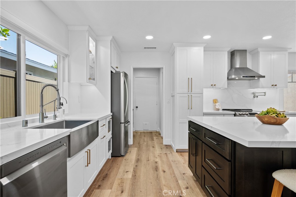 22061 Comanche Road Lake Forest, CA 92630 - Photo 9 of 61
