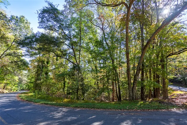 $163,000 | 426 Pin Du Lac Drive, Central, SC 29630