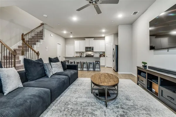$2,400 | 3013 Willow Wood Court, Crandall, TX 75114