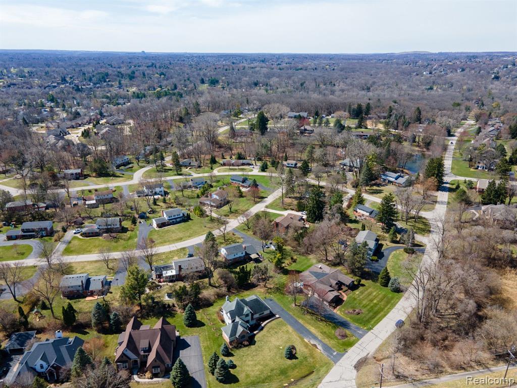 411 Cherry Tree Lane Rochester Hills, MI 48306 - Photo 59 of 61
