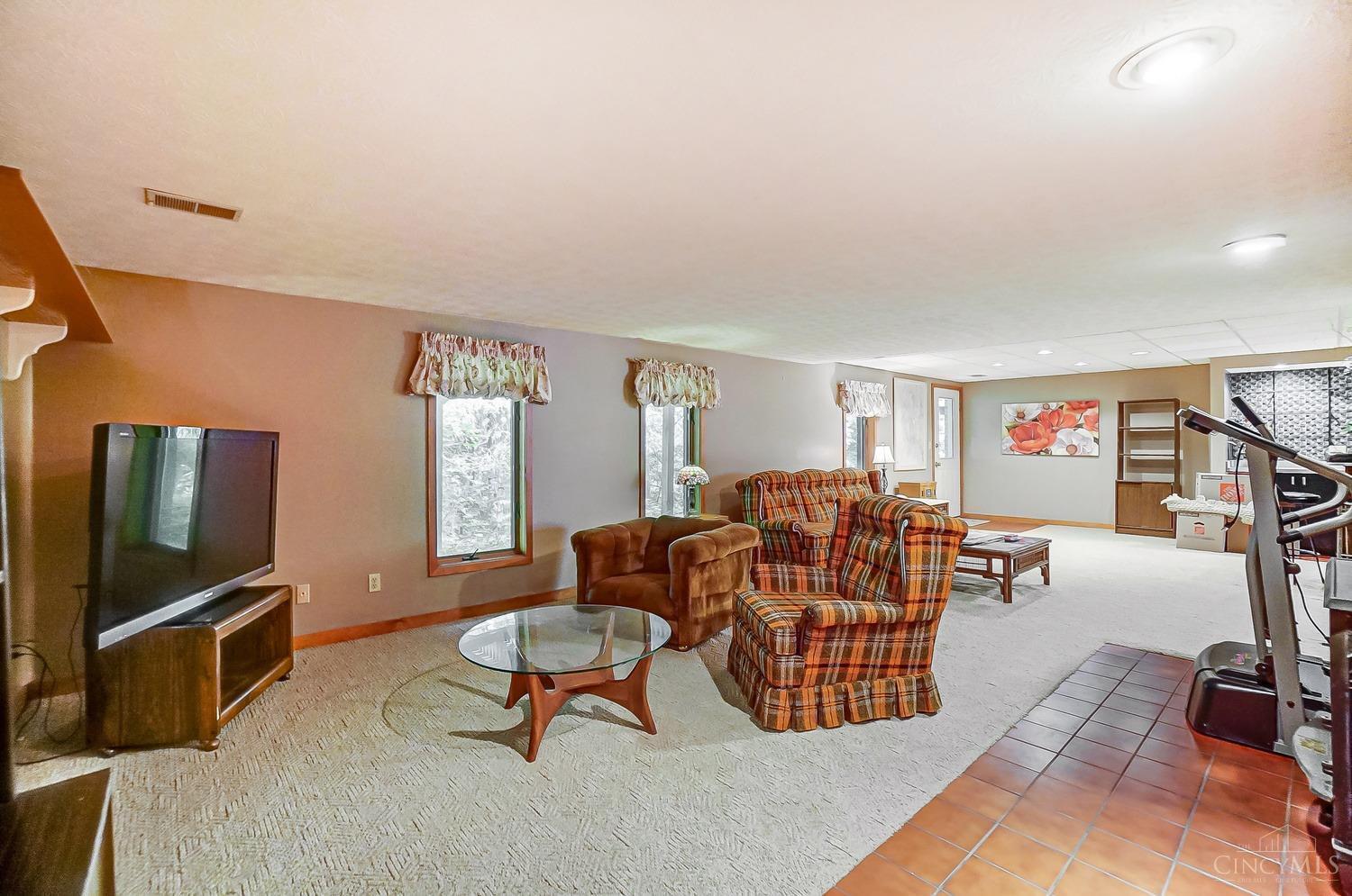 11426 Edgewood Road Harrison, OH 45030 - Photo 38 of 49 Gallery Image 38