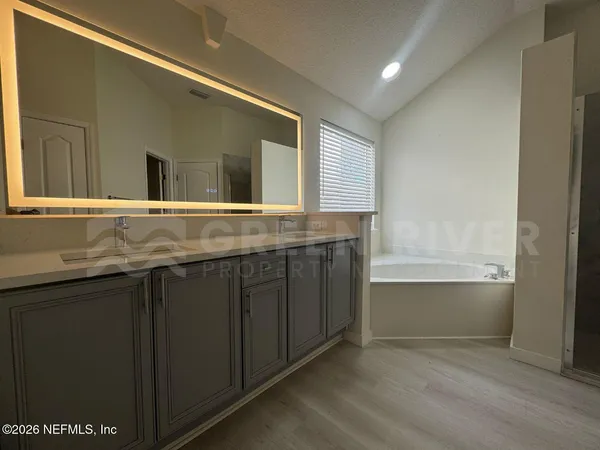 $2,275 | 3176 Tower Oaks Drive, Orange Park, FL 32065