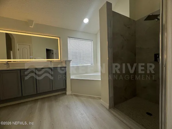 $2,275 | 3176 Tower Oaks Drive, Orange Park, FL 32065