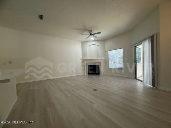 $2,275 | 3176 Tower Oaks Drive, Orange Park, FL 32065