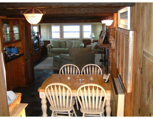 121 Upland Road Winthrop, MA 02152 - Photo 3 of 9 Gallery Image 3