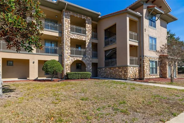 $155,000 | 901 Charo Parkway, Unit 716, Davenport, FL 33897