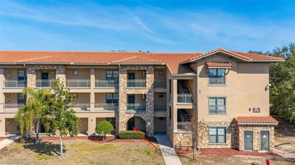 $155,000 | 901 Charo Parkway, Unit 716, Davenport, FL 33897