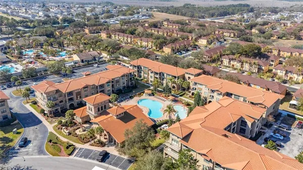 $155,000 | 901 Charo Parkway, Unit 716, Davenport, FL 33897