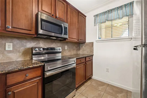 $155,000 | 901 Charo Parkway, Unit 716, Davenport, FL 33897