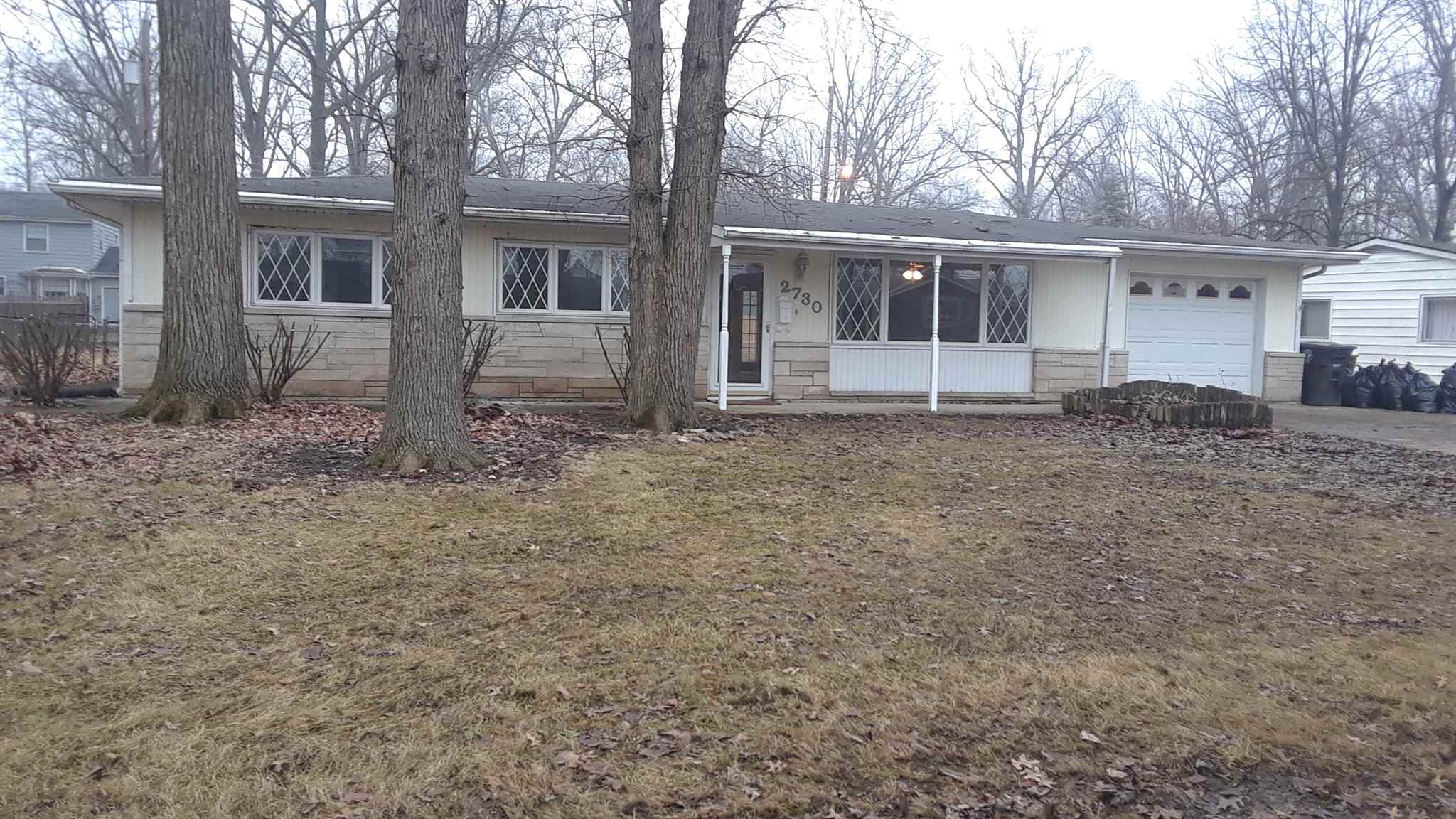 2730 Inwood Drive Fort Wayne, IN 46815 - Photo 2 of 19