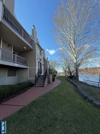 a view of entryway