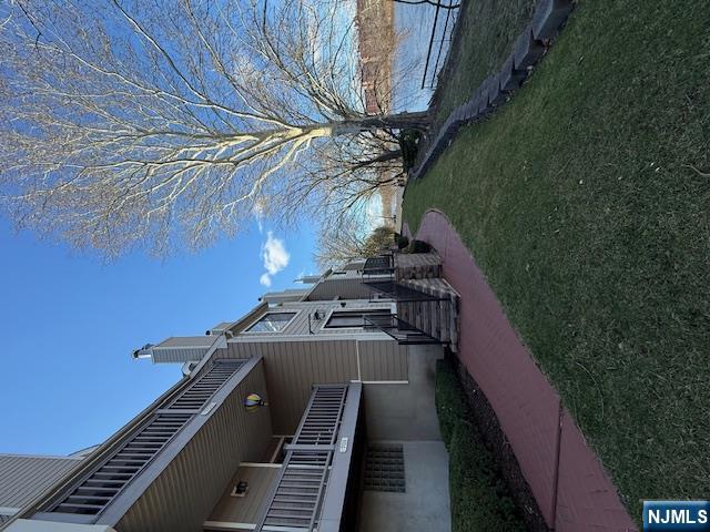 712 River Renaissance, Unit A12 East Rutherford, NJ 07073 - Photo 2 of 31