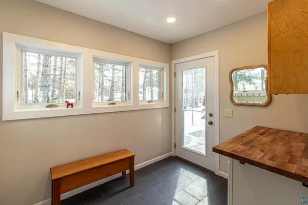 $825,000 | 1621 North Pioneer Road, Ely, MN 55731