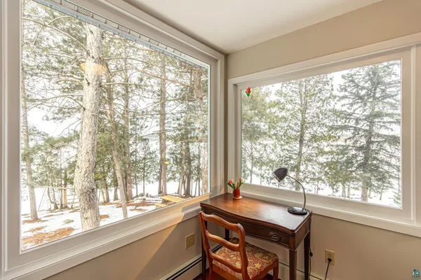 $825,000 | 1621 North Pioneer Road, Ely, MN 55731