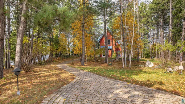 $825,000 | 1621 North Pioneer Road, Ely, MN 55731