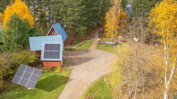 $825,000 | 1621 North Pioneer Road, Ely, MN 55731