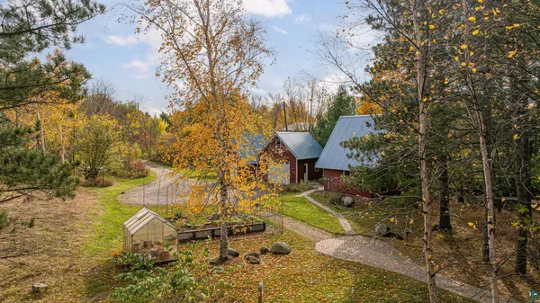 $825,000 | 1621 North Pioneer Road, Ely, MN 55731