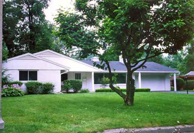 2309 West Berwyn Road Muncie, IN 47304 - Photo 1 of 1 Gallery Image 1