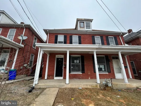 $120,000 | 21 North Queen Street, Shippensburg, PA 17257