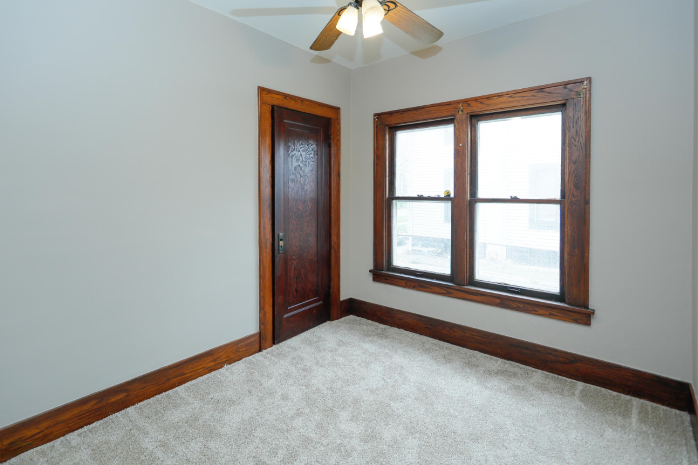 604 South Constantine Street Three Rivers, MI 49093 - Photo 7 of 10 604 S Constantine St-113
