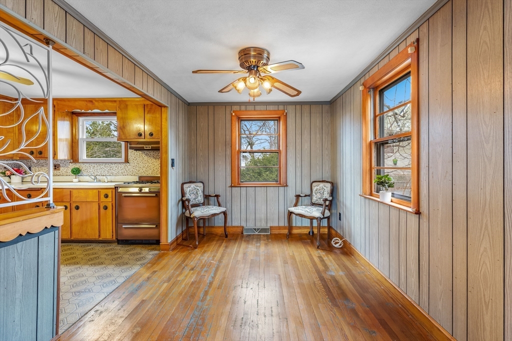 32 Wagner Road Medford, MA 02155 - Photo 10 of 23 Gallery Image 10