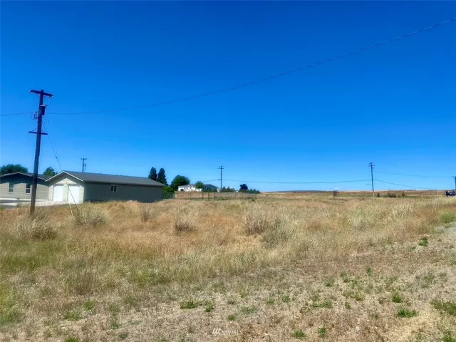 $28,500 | 1 Northwest Blake Avenue, Wilbur, WA 99185