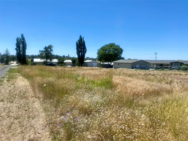 $28,500 | 1 Northwest Blake Avenue, Wilbur, WA 99185