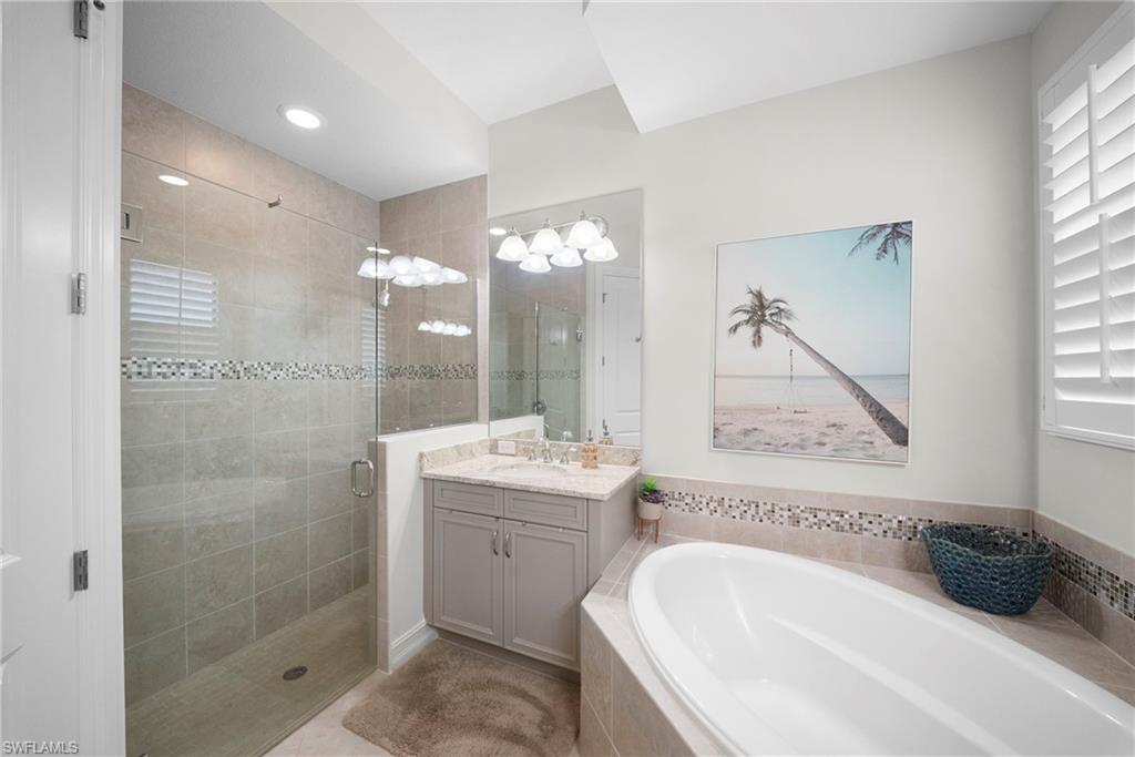 6522 Roma Way Naples, FL 34113 - Photo 16 of 44 Gallery Image 16