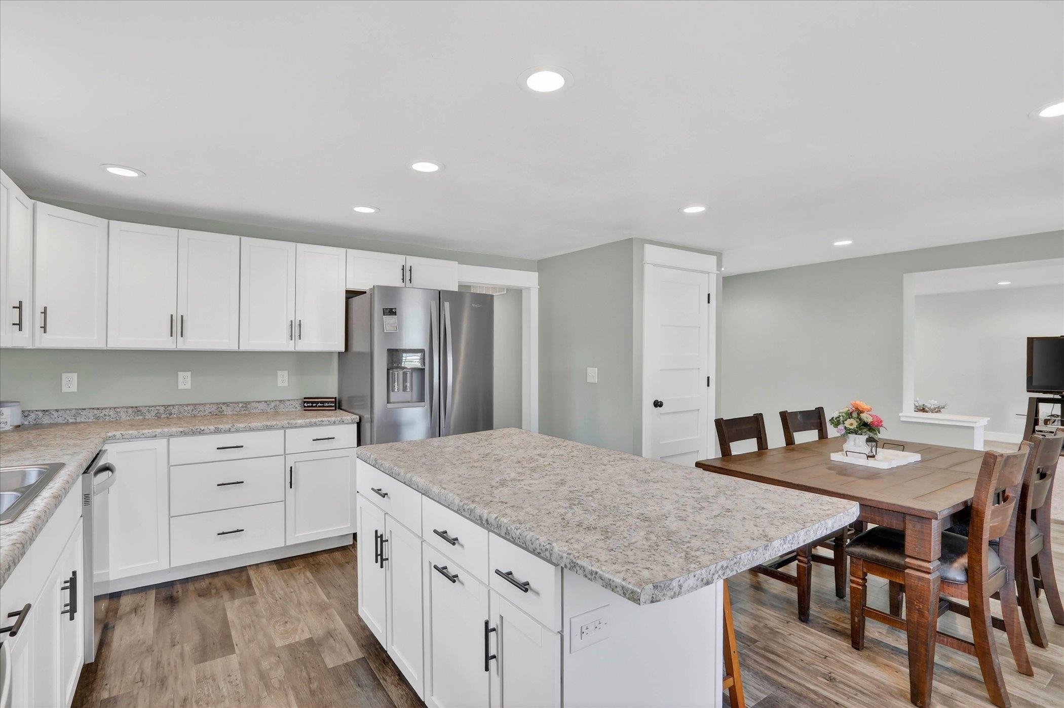 1206 13th Street Brodhead, WI 53520 - Photo 3 of 41