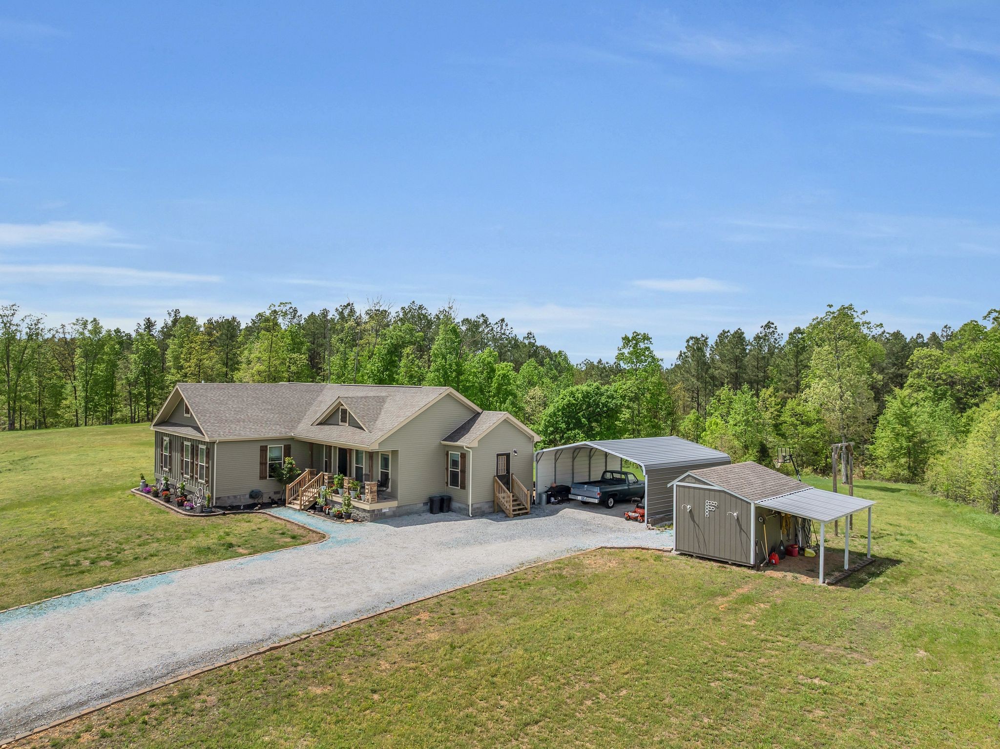 520 Young Road Waverly, TN 37185 - Photo 17 of 64