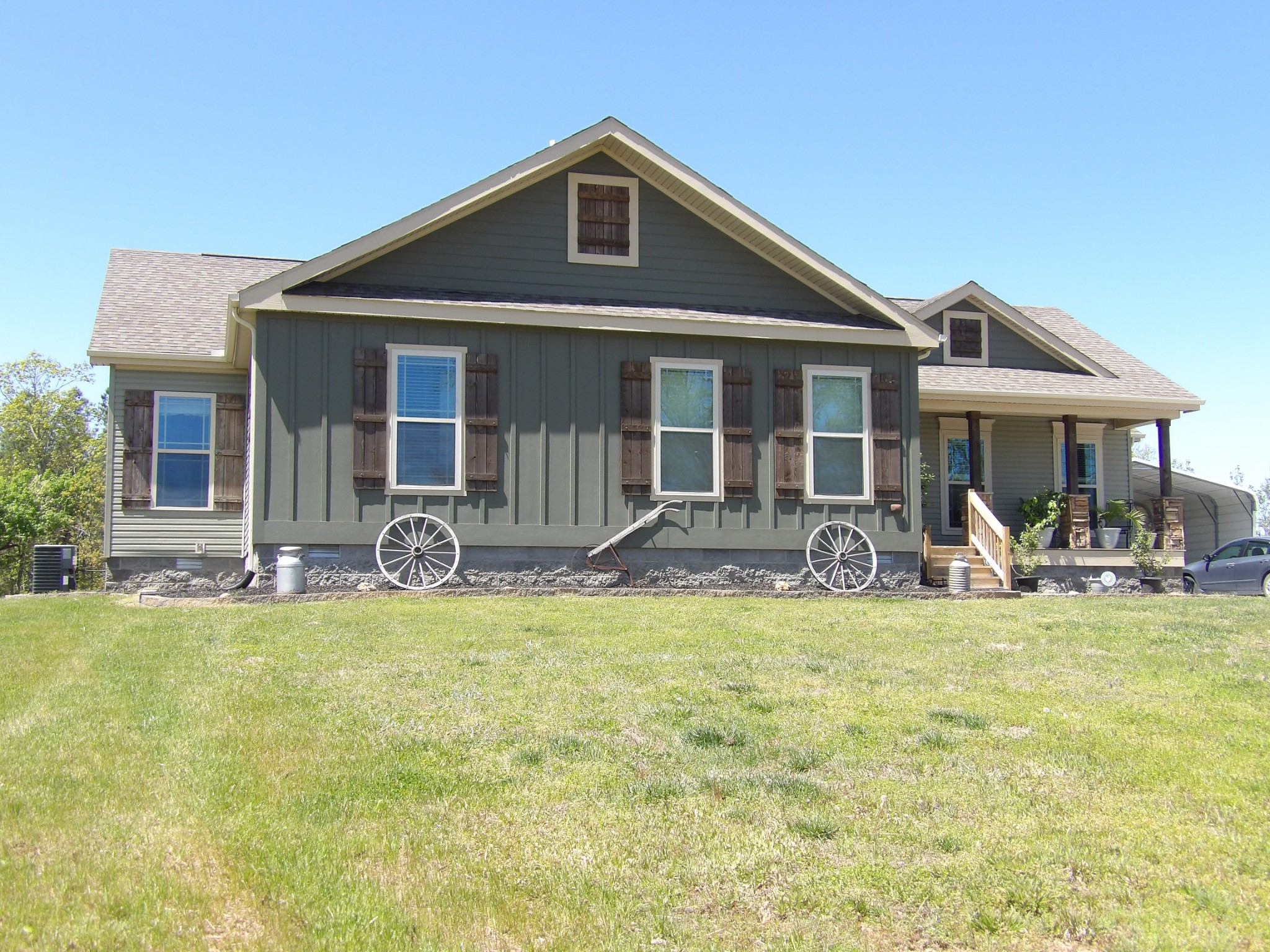 520 Young Road Waverly, TN 37185 - Photo 2 of 64