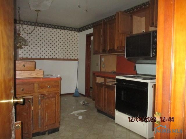 805 Cuthbert Road Toledo, OH 43607 - Photo 7 of 15 Gallery Image 7