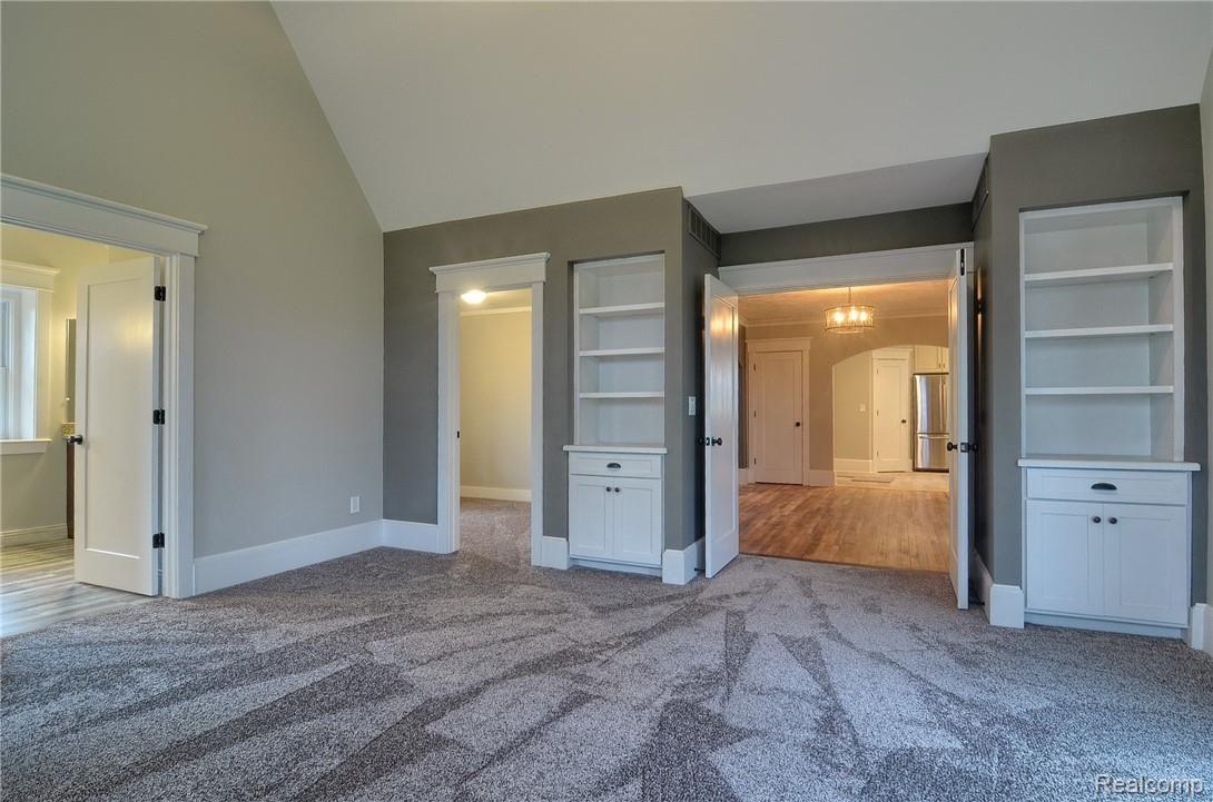 7000 Hayner Road Fowlerville, MI 48836 - Photo 14 of 31 14-Master Bedroom 2nd View.jpg