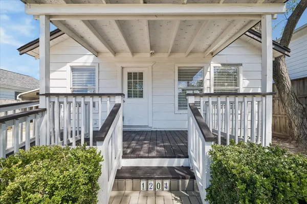 $360,000 | 1204 Cordell Street, Houston, TX 77009