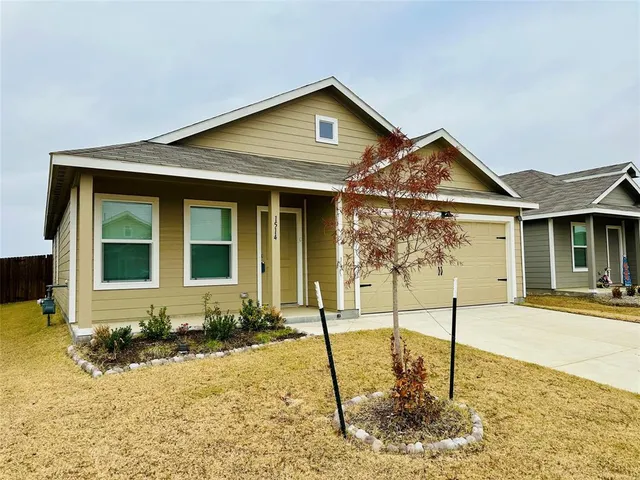$1,700 | 1514 Trick Riding Way, Crandall, TX 75114